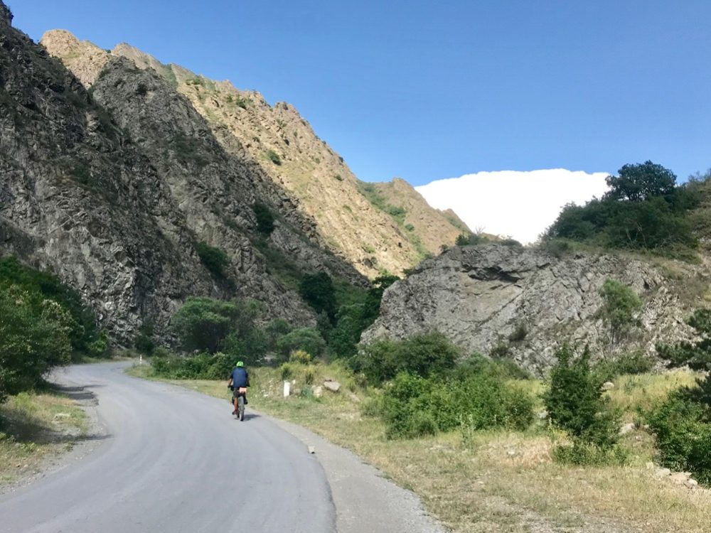 It was sweet to reach the paved Ateni valley and coast the 30km to Gori