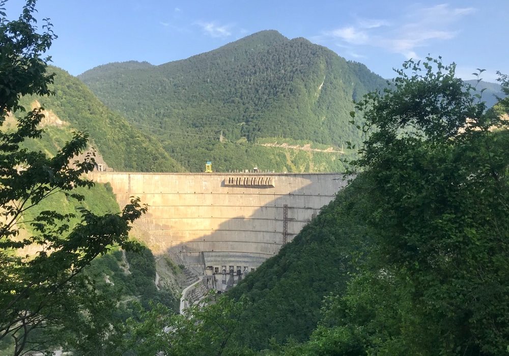 The 2nd largest concrete arch dam holds back the Enguli river