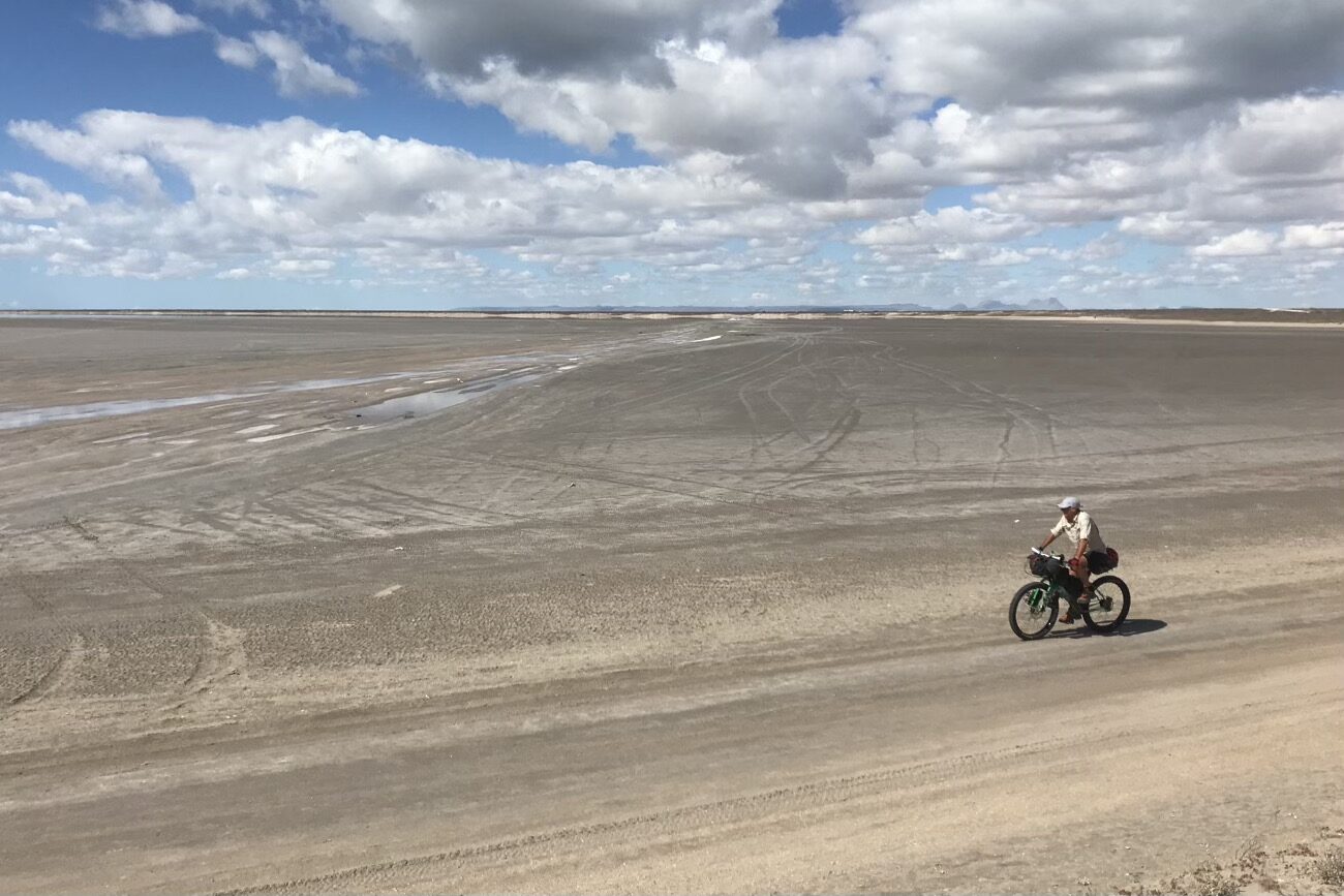 Spinning the large sand flats