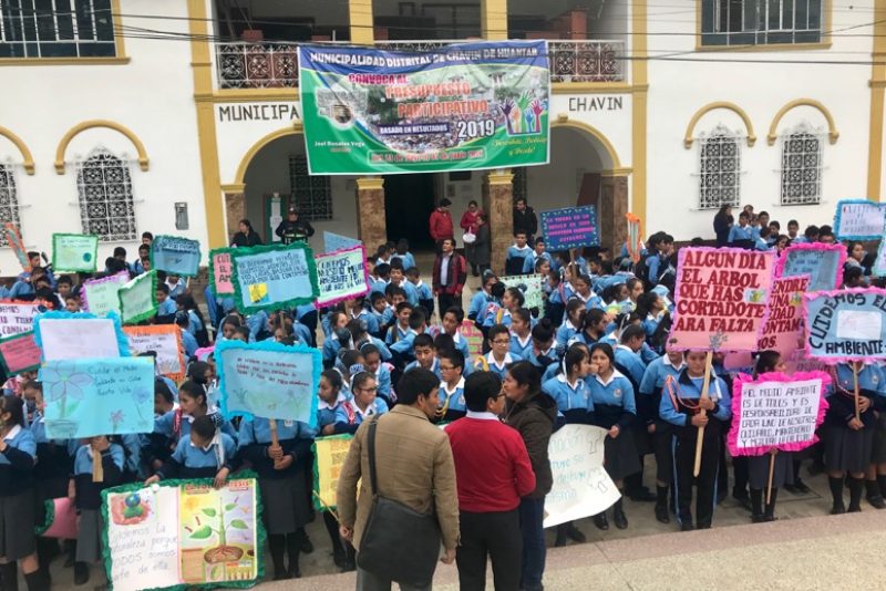 It seemed the whole of the local school had made ‘care for the environment’ placards followed by a street march to the plaza