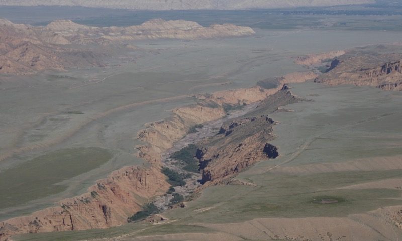 The gaping incision of the sage brush plains
