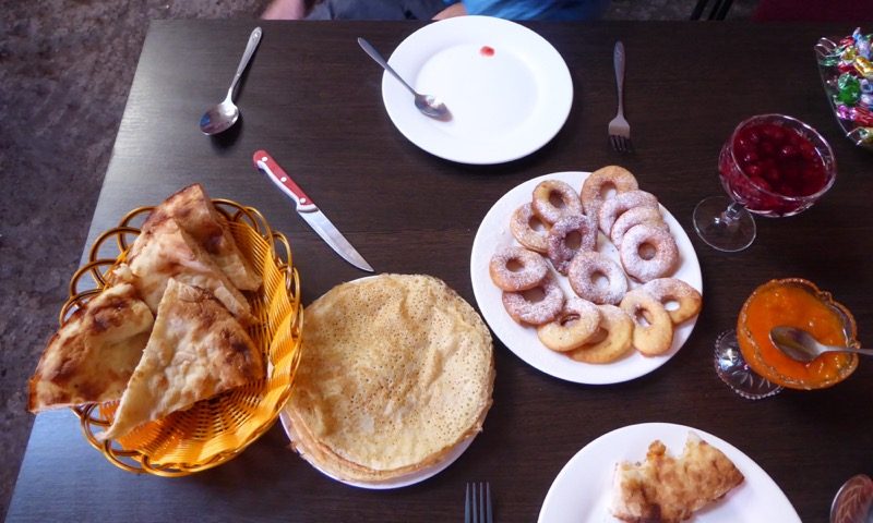 PAncakes, mini doughnuts, homemade bread and jams – yum!