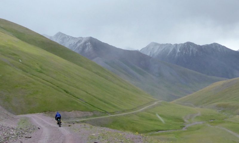 On the downside of karakol pass – 2nd to last pass