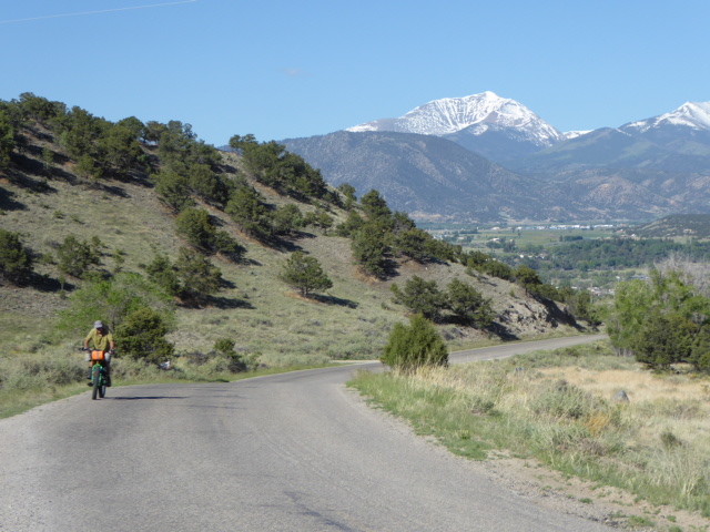 The start of the long climb out of Salida