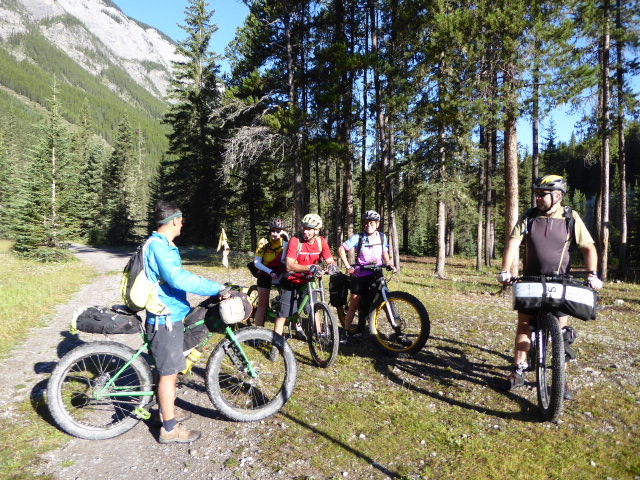 The chap in the red t’shirt inspired our choice of bike as he wrote a blog about his south to north USA ride on a fat bike.He is completing the route doing the Canada section with friends