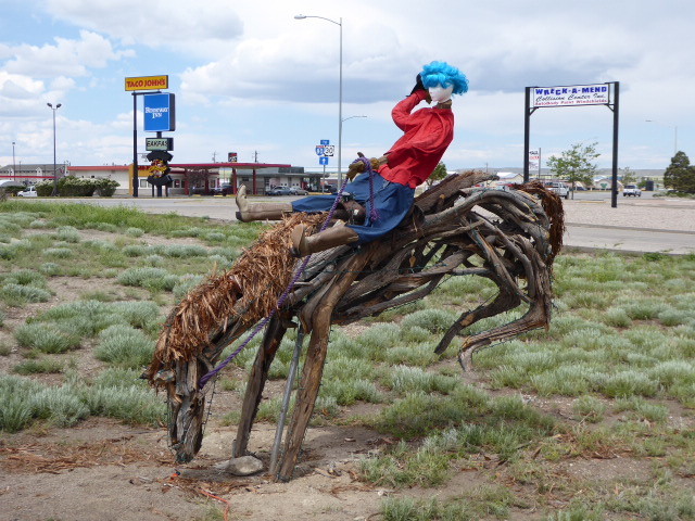 Driftwood horse outside our great hotel in Rawlins – Rawlins Western Lodge